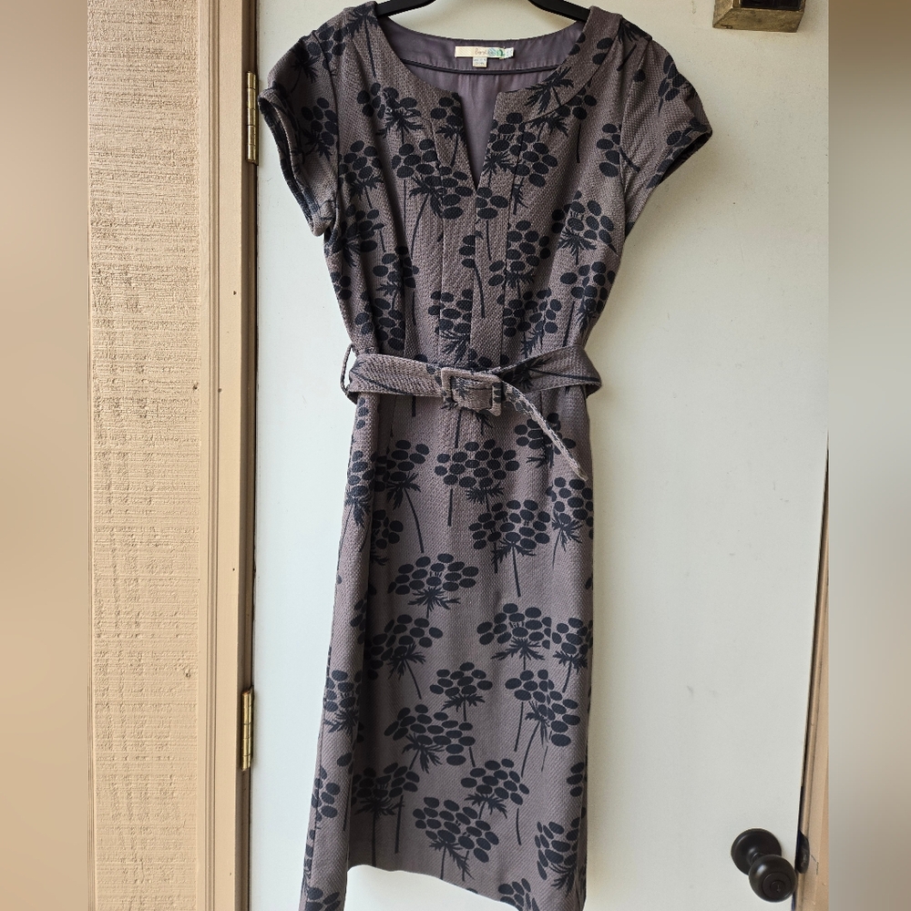 Boden Retro Style Cotton Gray Midi Dress with Navy Floral Print